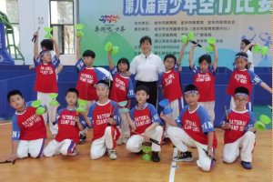 熱烈祝賀方格外國語學(xué)校空竹校隊在第八屆青少年空竹比賽中喜獲金獎！